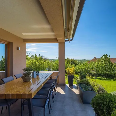 Holiday home Brdo